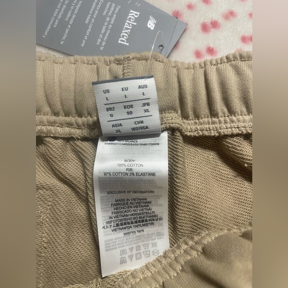 New balance pants size large new with tag - Picture 4 of 11